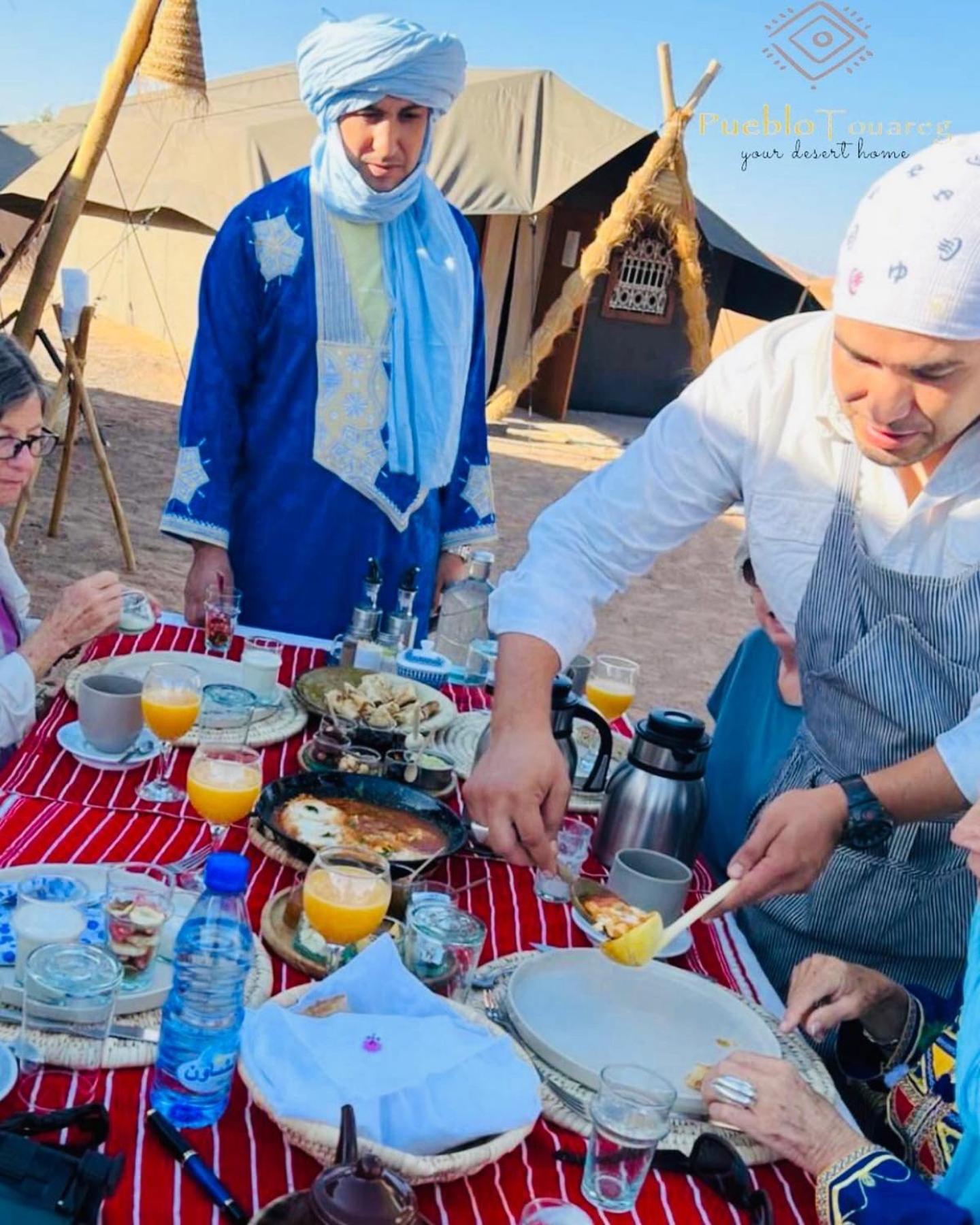 Pueblo Touareg - Private Tents Merzouga Buitenkant foto